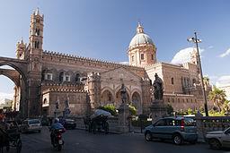 Scopri la bellissima Cattedrale di Palermo, alloggia al Best Western Ai Cavalieri Hotel!